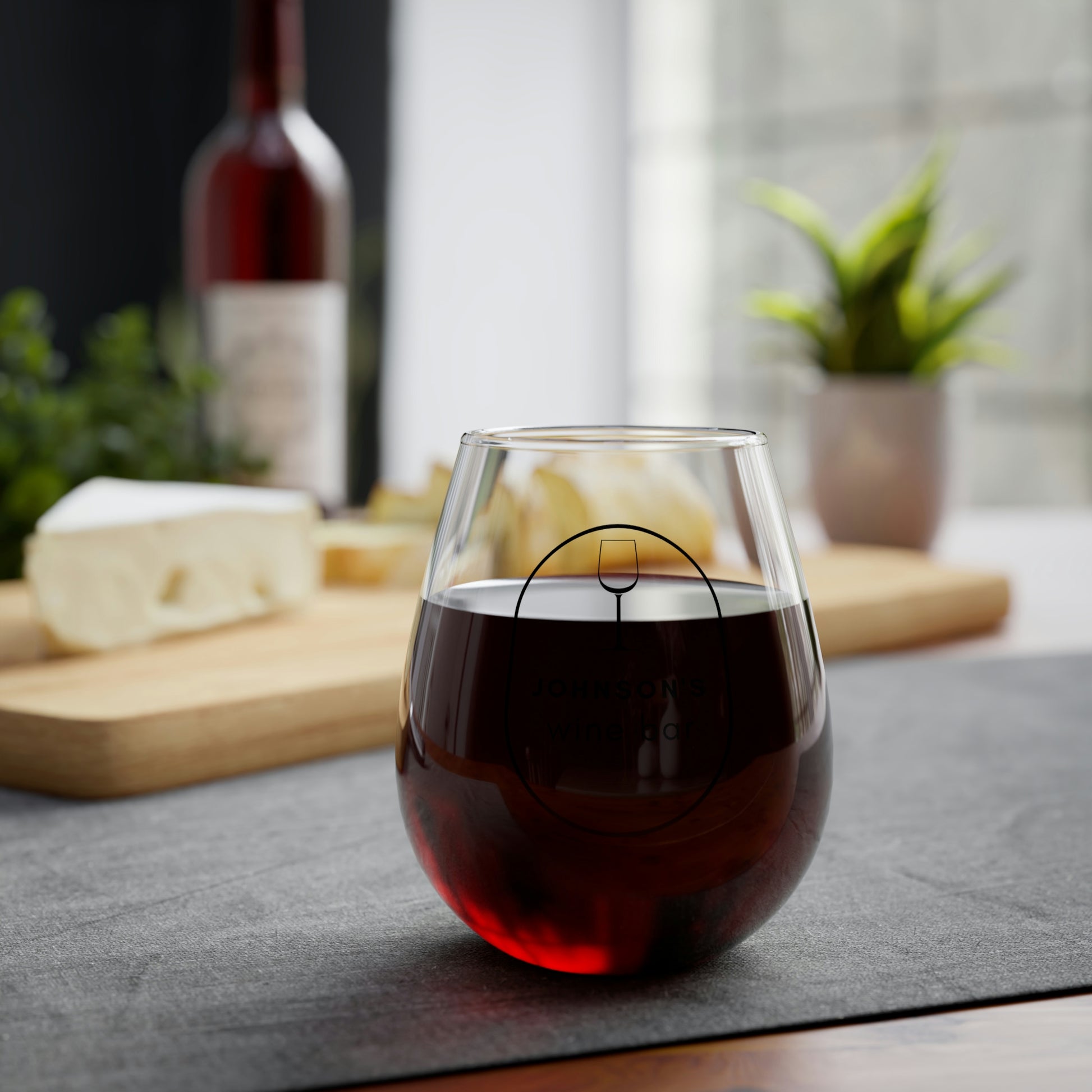 personalized wine glasses stemless